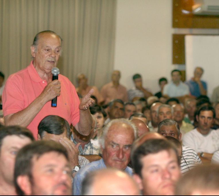 Asamblea en Sociedad Rural de Río Cuarto, Córdoba